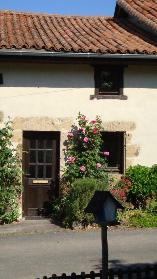 La Croix Gites Pressignac Exteriör bild